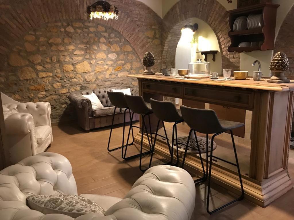 San Salvator Luxury Suites Nettuno Exterior photo