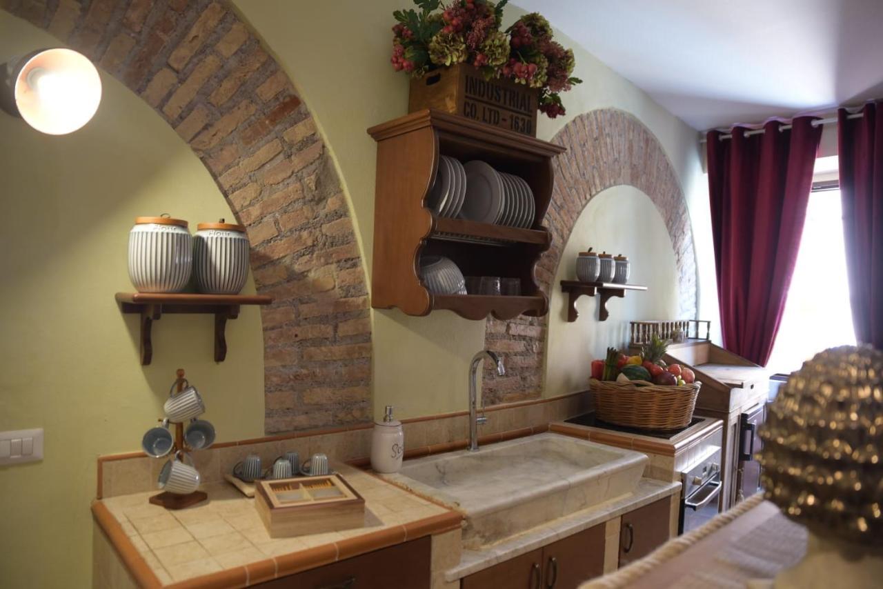 San Salvator Luxury Suites Nettuno Exterior photo